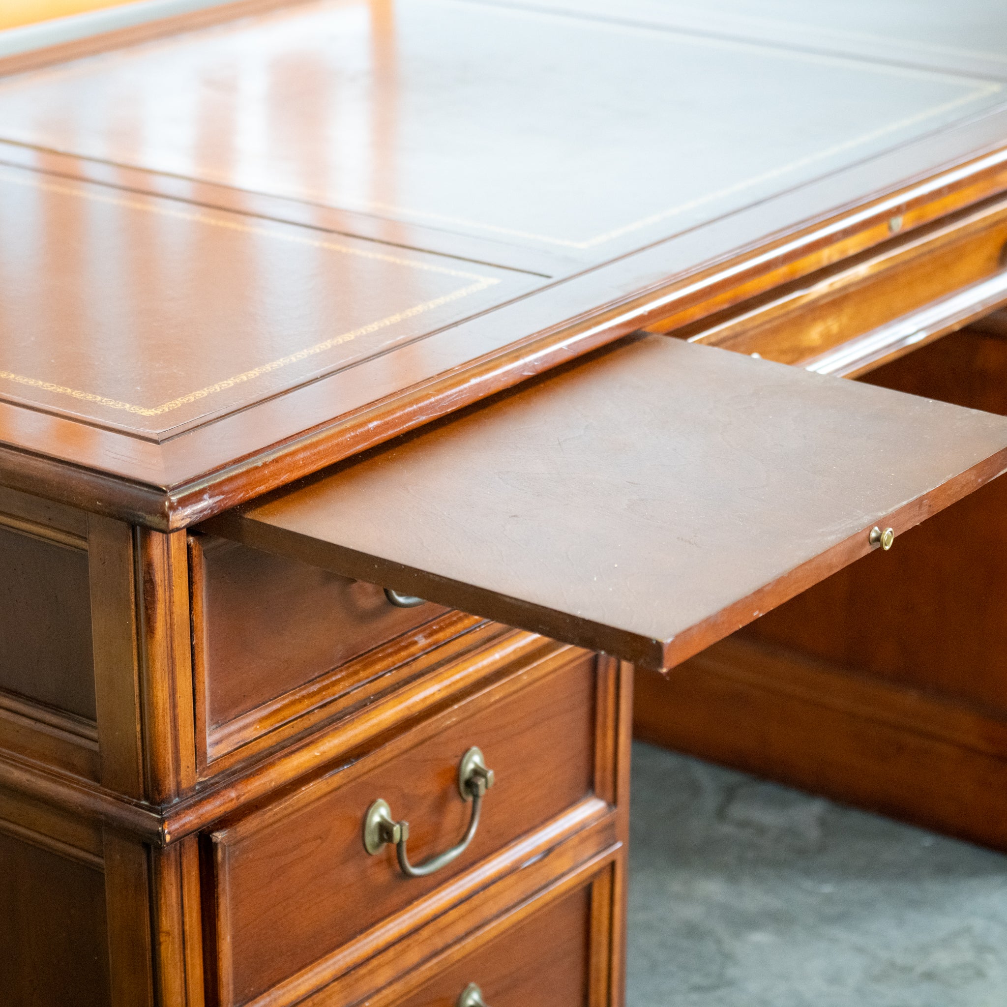 Sligh Mahogany Executive Desk with Leather Top